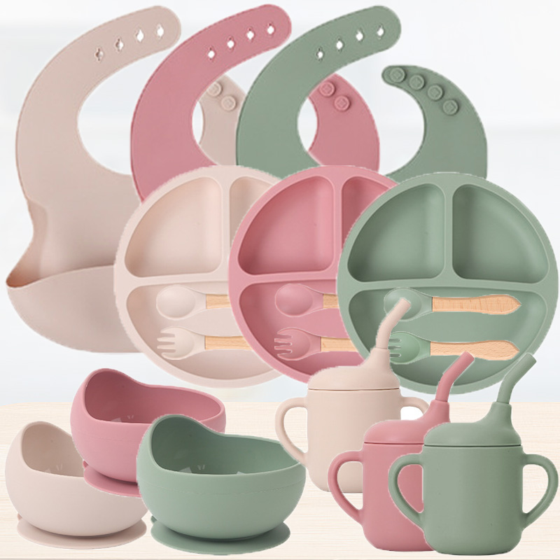 Baby Food Kit - طقم أدوات مائدة للأطفال من السيليكون