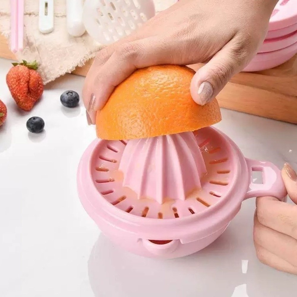 وعاء طحن أغذية الأطفال بلون مو - مراجعة Baby Food Grater وسعره