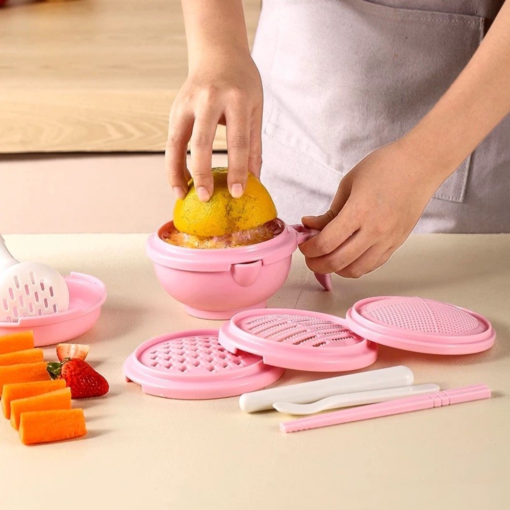 وعاء طحن أغذية الأطفال بلون مو - مراجعة Baby Food Grater وسعره